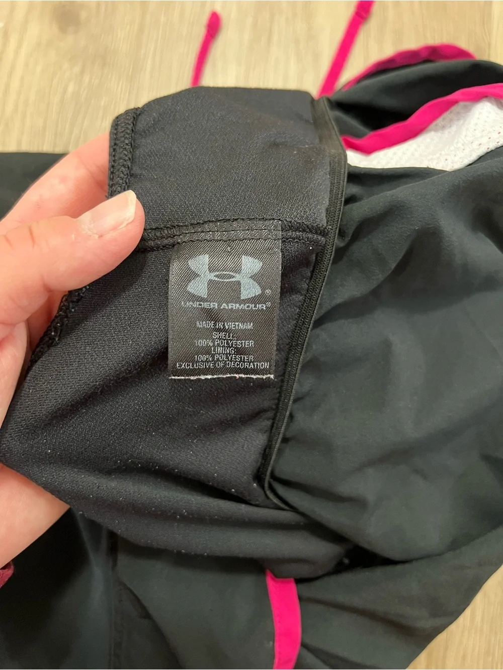 Under Armour HeatGear Black Pink Lined Running Athletic Shorts Women’s Medium